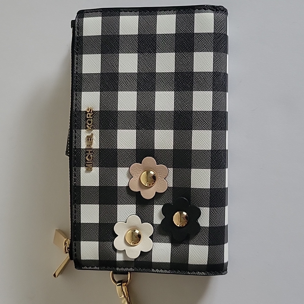 Michael Kors Wallet Phone Wristlet